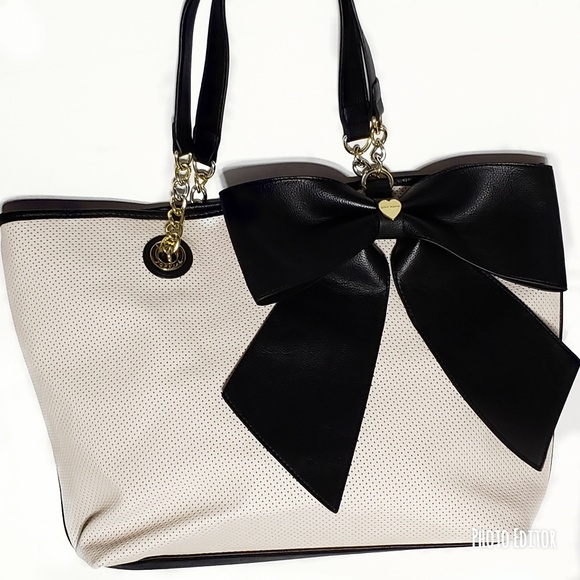 Betsey Johnson Handbags - Betsey Johnson Satchel Cream and Black Purse